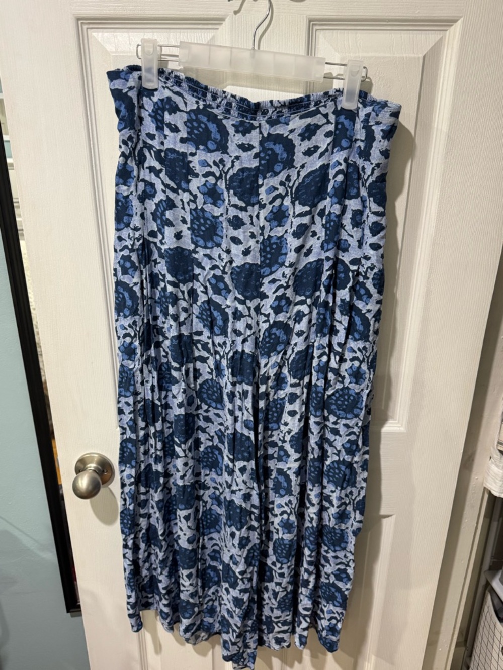 Free People Blue Floral Pleated Front Cropped Wide Leg Pants